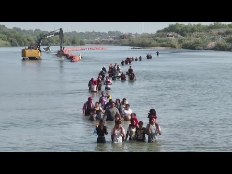 New video shows migrants going past the buoys in Rio Grande