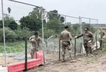 Border-Security-Enhanced-in-Texas-with-Installation-of-New-Anti-Climb-Fence