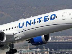 Dozens of United Airlines Employees Fall Ill After Christmas Meal Provided by Airline